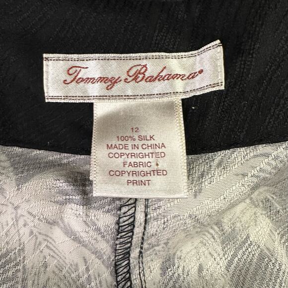 Tommy Bahama Womens size 12 Silk Cropped Wide Leg Hawaiian Cargo Pants Black - Picture 8 of 9